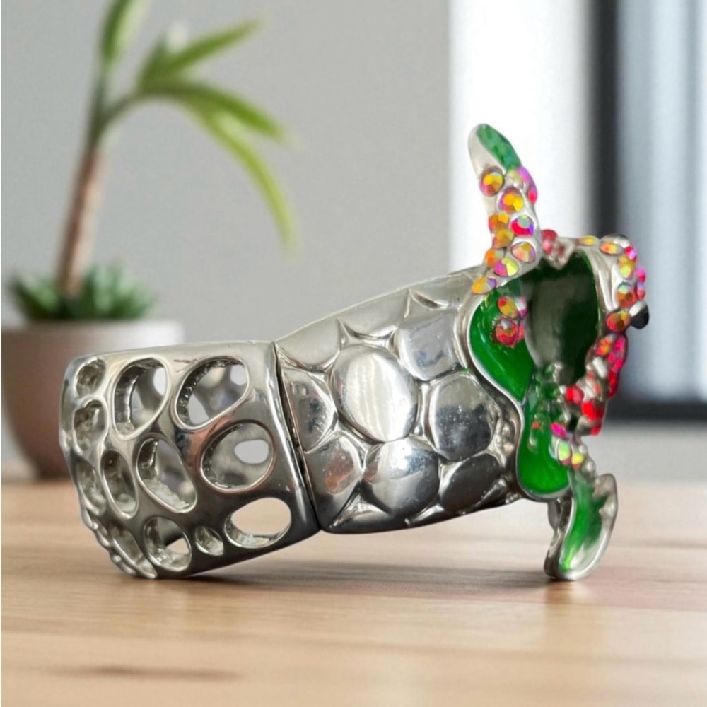 Vintage Cuff Bracelet with Embellished Frog on a Lilly Pad - Picture 4 of 7